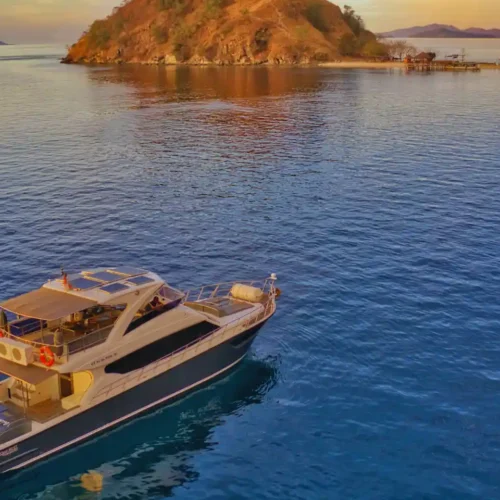 speed boat labuan bajo Sea Runner